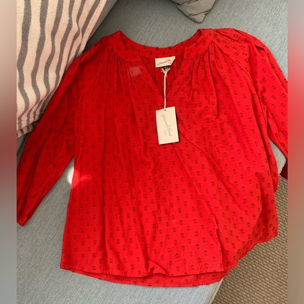 NWT Universal Thread Blouse